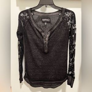 Buffalo David Bitton long lace sleeves size small